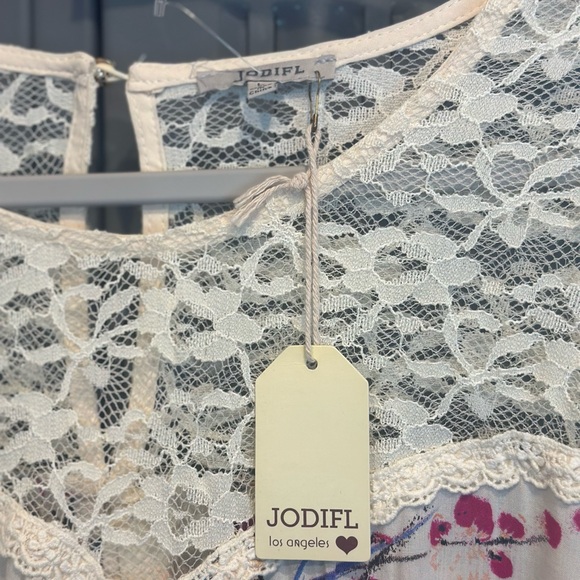 Jodifl Women's Floral Lace Top - Multicolor - Picture 3 of 6